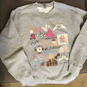 Taylor Swift Adult Small Sweatshirt